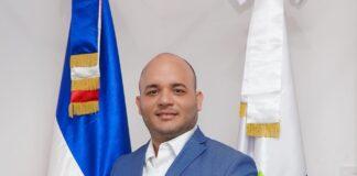 Periodista Pablo Gómez destaca avances de la comunicación dominicana.