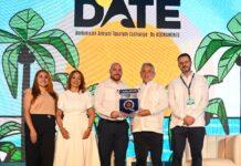 Ministerio de Turismo entrega placas QUALITUR a establecimientos turísticos.