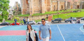 Ministro de Turismo y embajadora de USA recorren la Ciudad Colonial.
