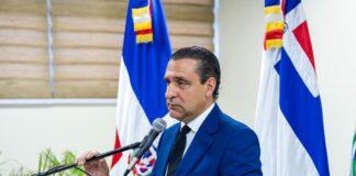 Vicepresidente ejecutivo de FINJUS destaca papel de la educación en la reforma de la Policía Nacional.