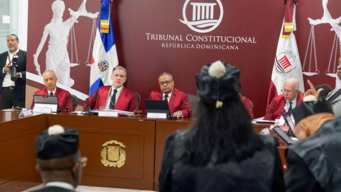 CONSTITUCIONAL-DEVUELVE