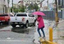 Onda tropical y vaguada provocarán fuertes aguaceros este domingo hacia el interior