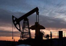 Petróleo de Texas sube 2.08% por posible escalada en Irán