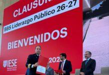 Capitán de Navío Miguel Ángel Mariñez Comprés, ARD (DEMN), participa en Programa de Liderazgo para la Gestión Pública del IESE en España.