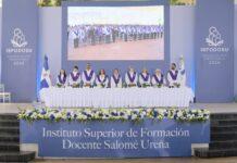 ISFODOSU gradúa 167 nuevos profesionales de la educación para la sociedad dominicana del Sur.